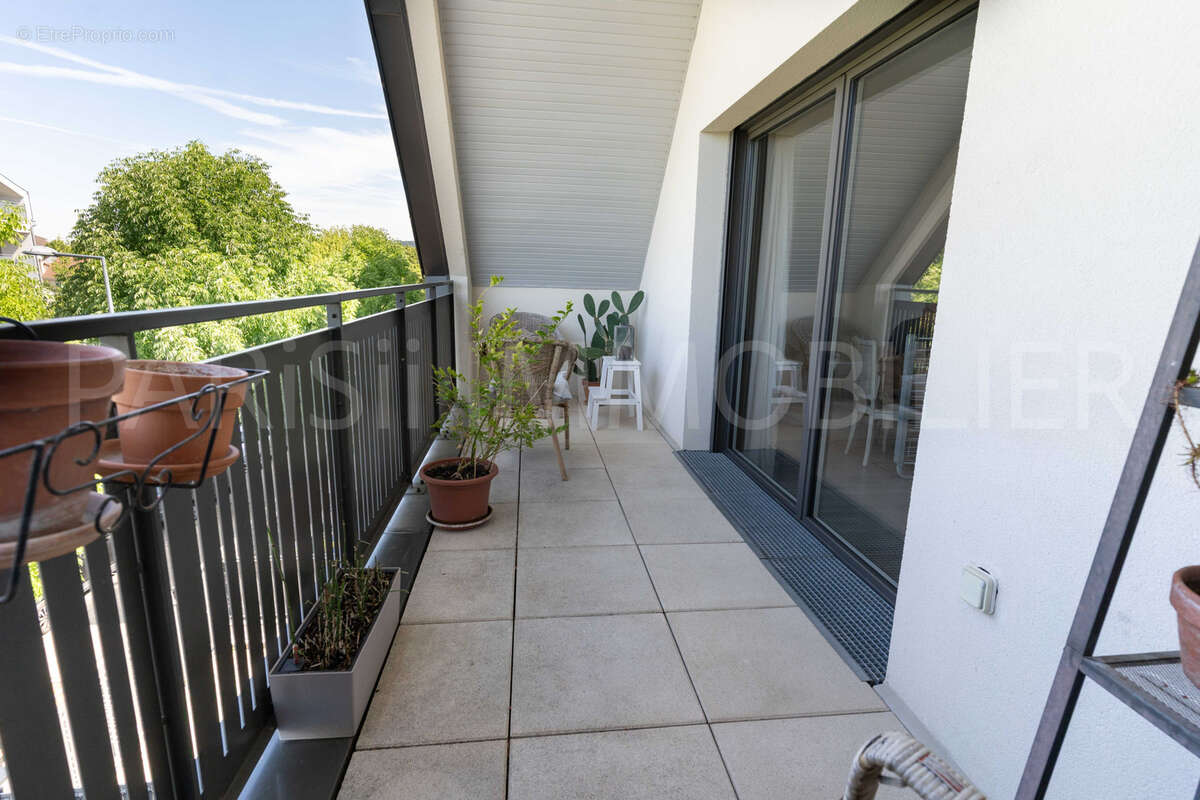 Appartement duplex 4 pièces de 95,76m2 au sol - Secteur Bois-Rochefort - Cormeilles-en-Parisis - photo 3