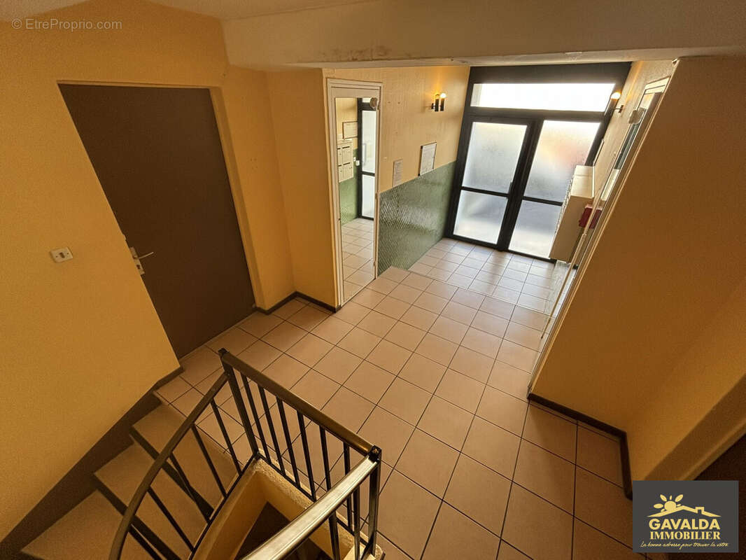 Hall copropriété - Appartement à PERPIGNAN