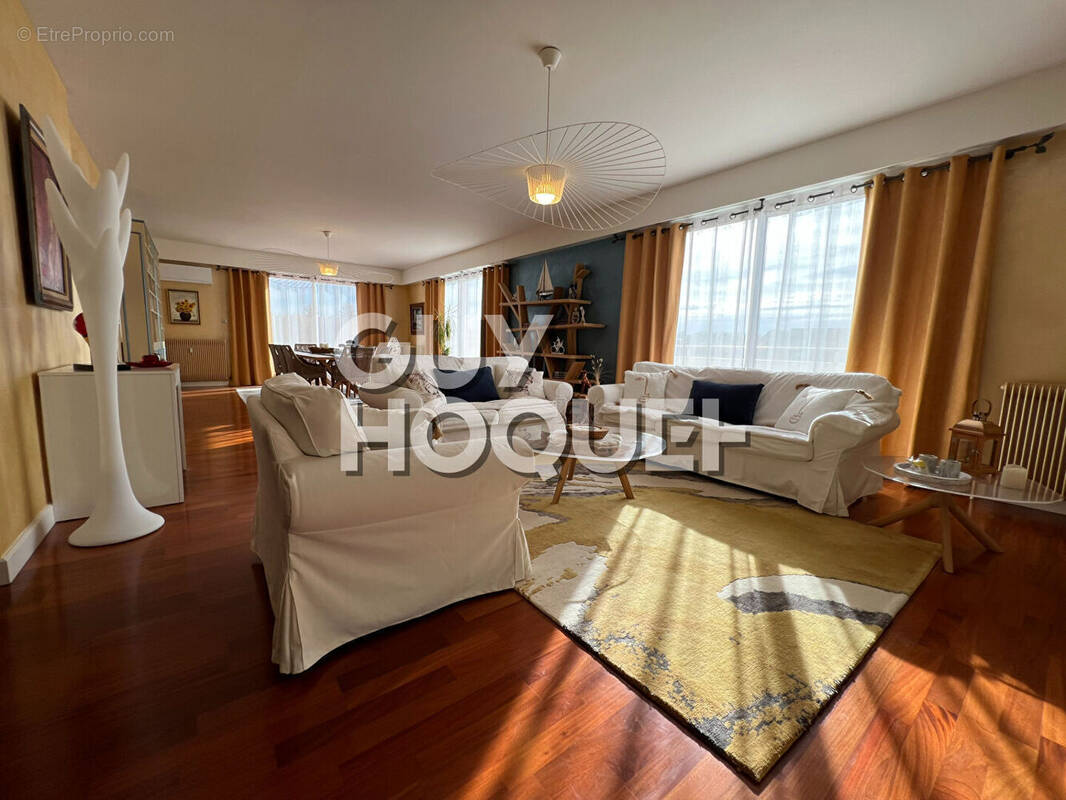 Appartement à MONTCEAU-LES-MINES