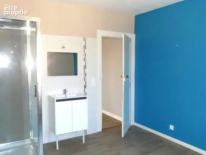 Maison entièrement rénovée, proche commerces et écoles - photo 9
