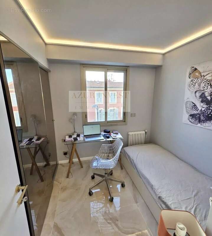 Appartement à ROQUEBRUNE-CAP-MARTIN