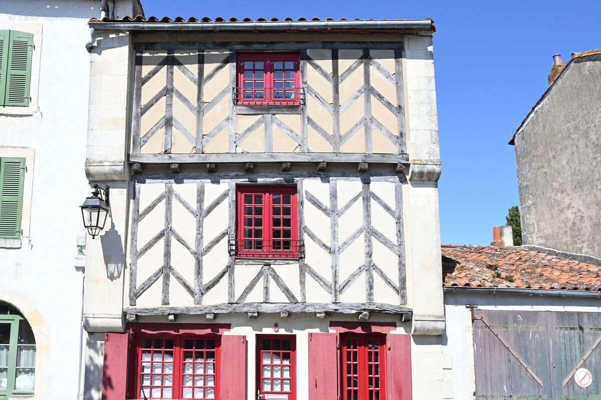 Maison à SAINT-MARTIN-DE-RE