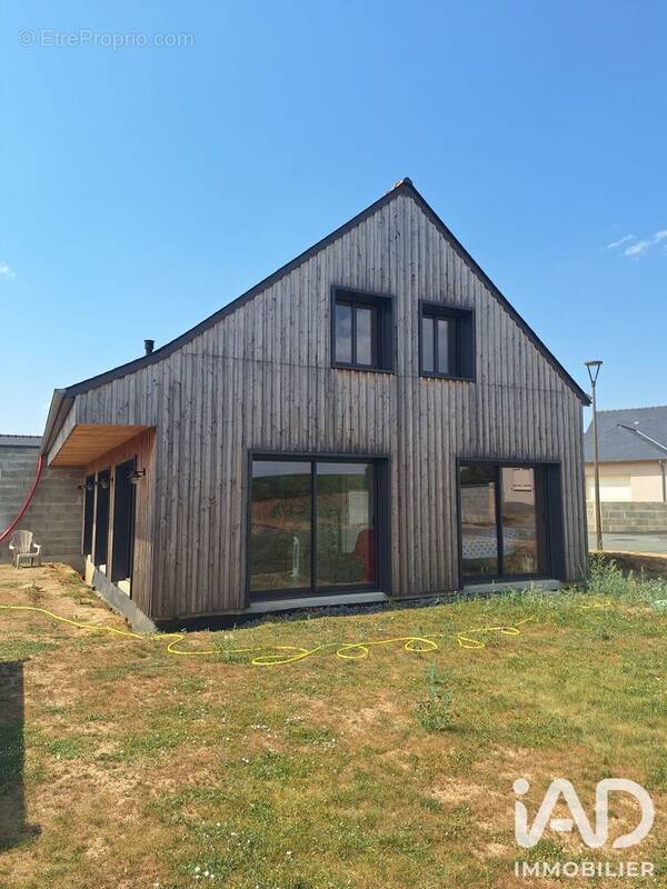 Photo 1 - Maison à DOUE-LA-FONTAINE