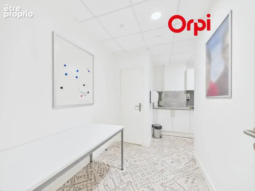 Bien Commercial À Vendre - photo 8
