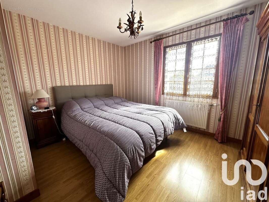 Photo 6 - Maison à ALLONNES