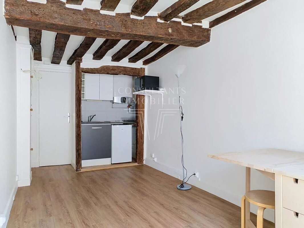 Appartement à PARIS-7E