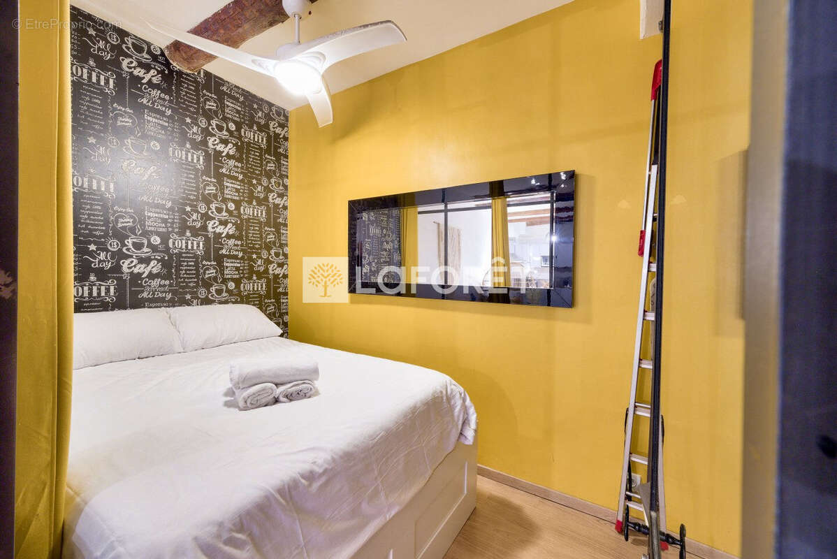 Appartement à MARSEILLE-1E