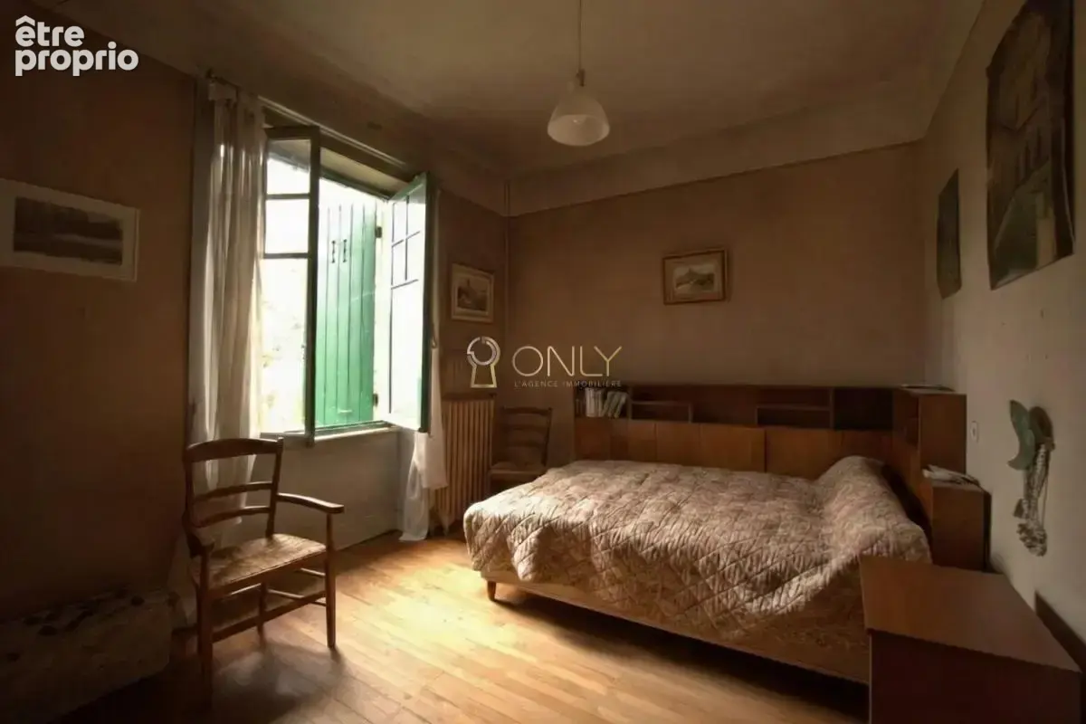 Neuville-sur-Saône, Maison à rénover, 5 chambres - photo 7