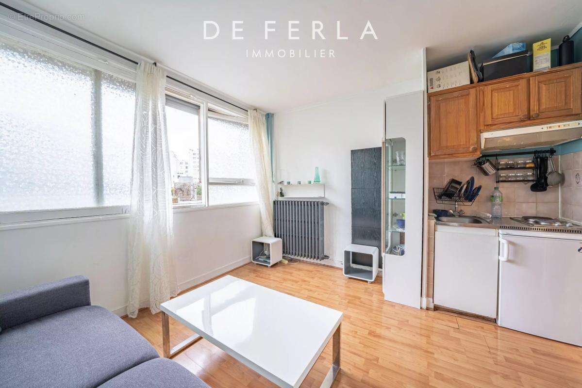 Appartement à PARIS-14E