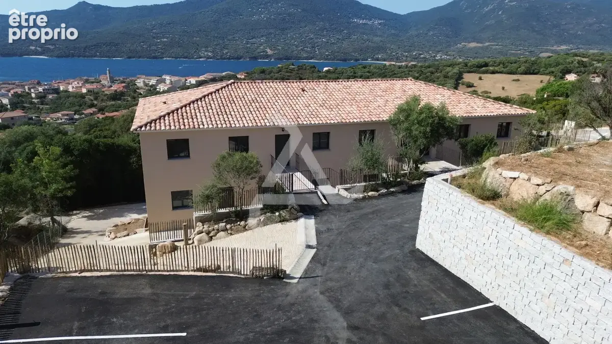 À propriano dans résidence sécurisée avec terrasse vues mer & montagnes - photo 2
