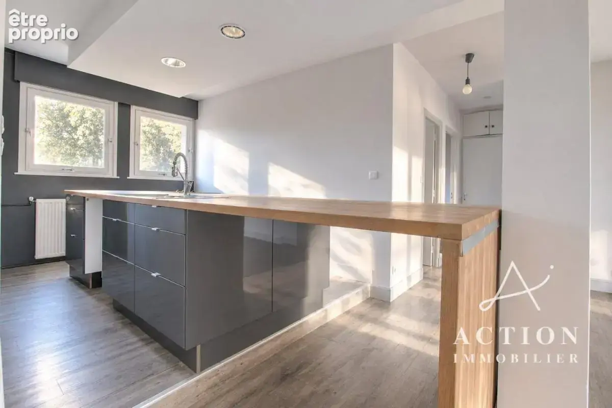 Appartement très lumineux 85m² - 2 chambres - Croisé Laroche MARCQ EN BAROEUL - photo 4