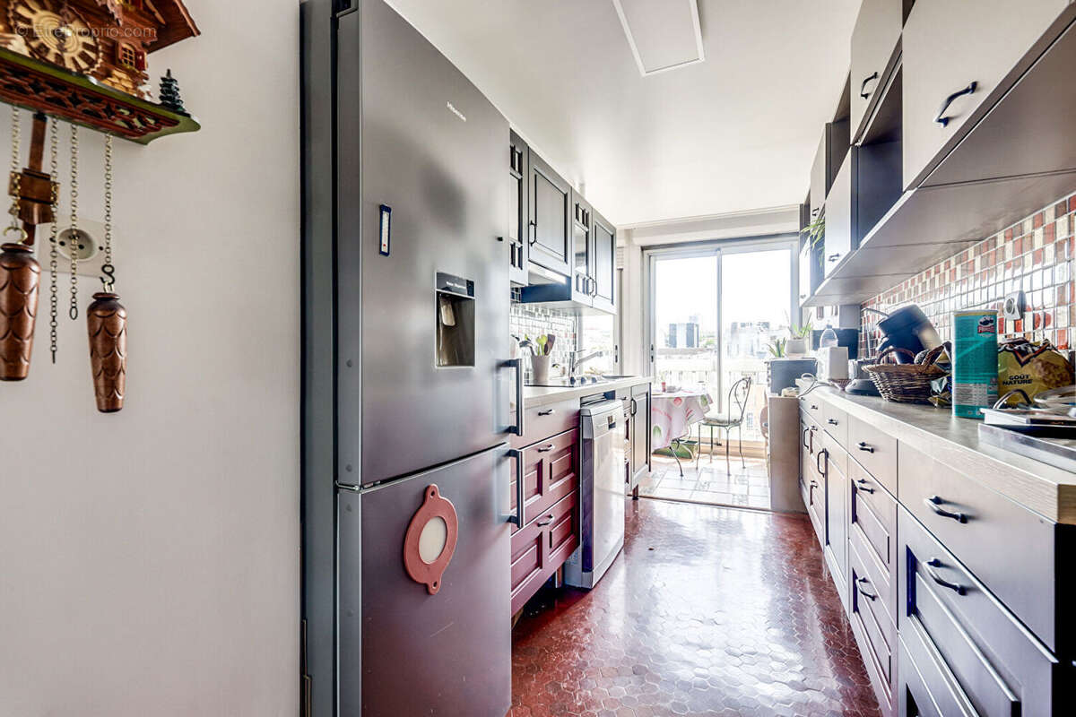 Appartement à PARIS-19E