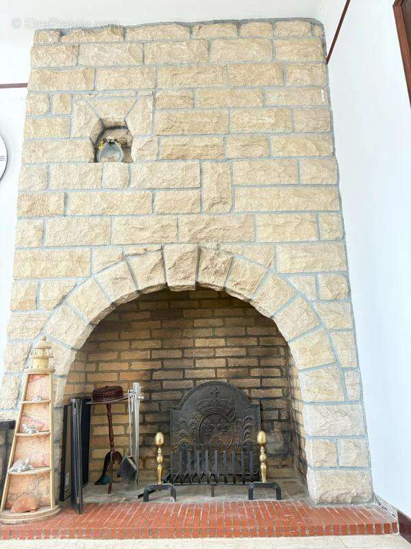 Maison à SAINT-QUENTIN