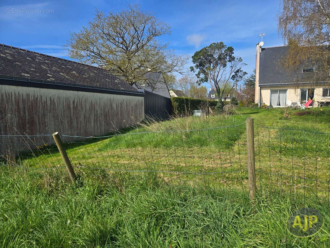 Terrain à HERBIGNAC