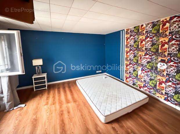 Maison à VILLENEUVE-SOUS-DAMMARTIN