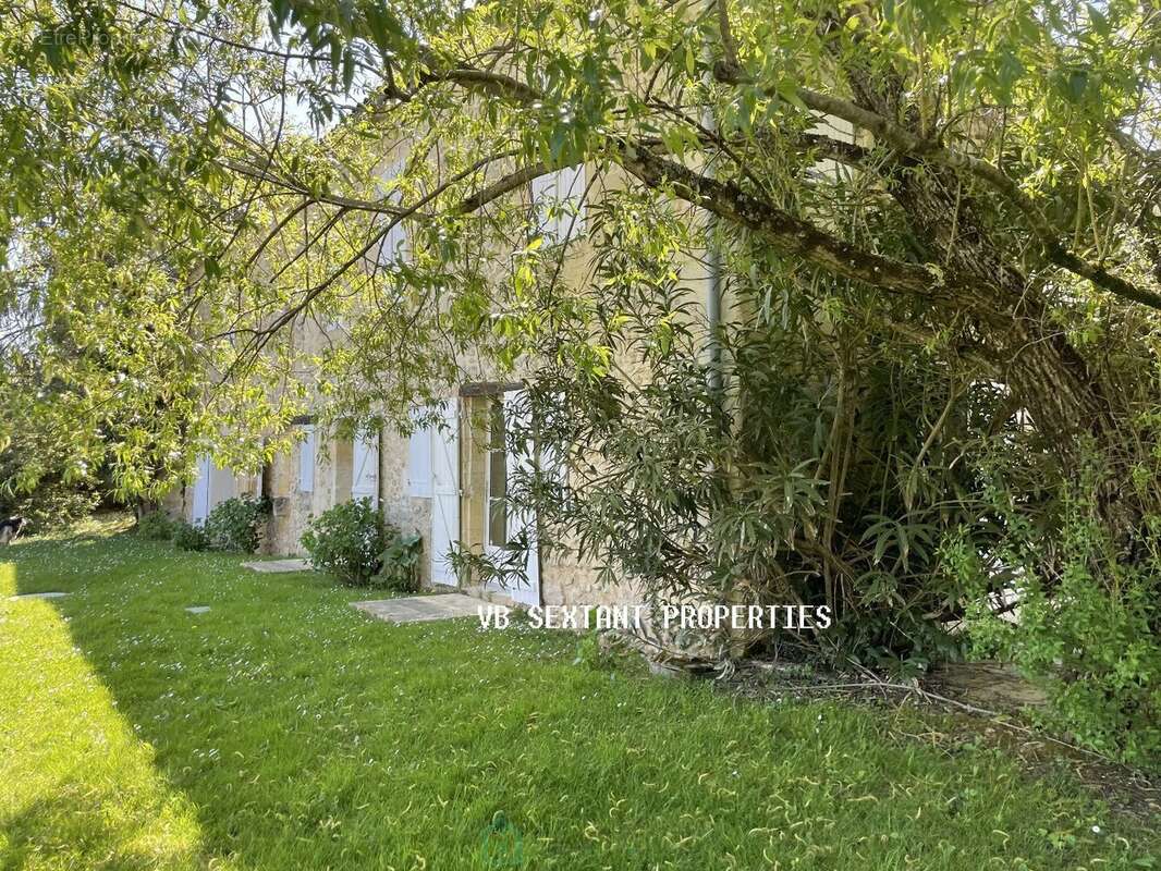 Maison à LANGOIRAN