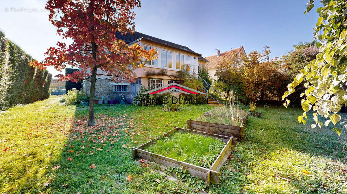 Maison à ERMONT