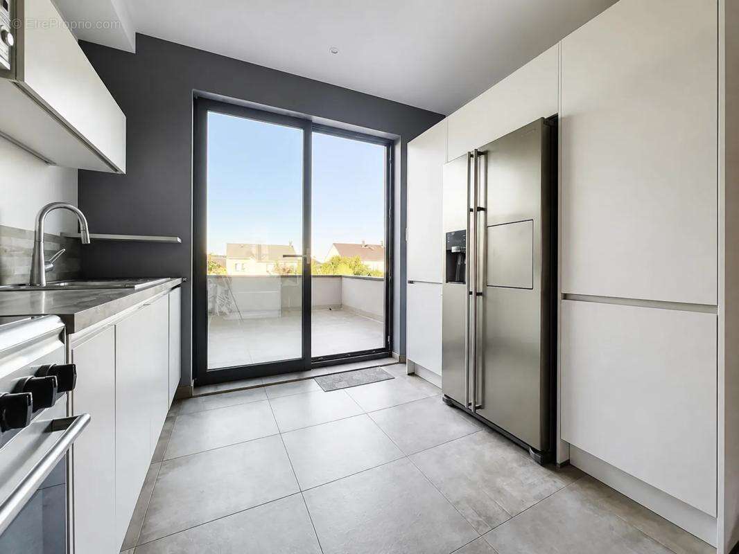 Maison de 8 pièces de 197,6 m² à Yutz - photo 4