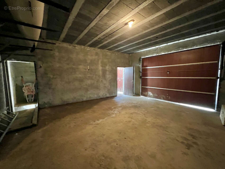 Maison à SAINT-EMILION