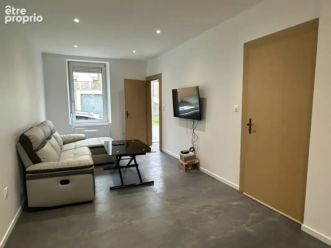 Hayange Faubourg Sainte Berthe - Maison rénovée avec Garage - photo 3