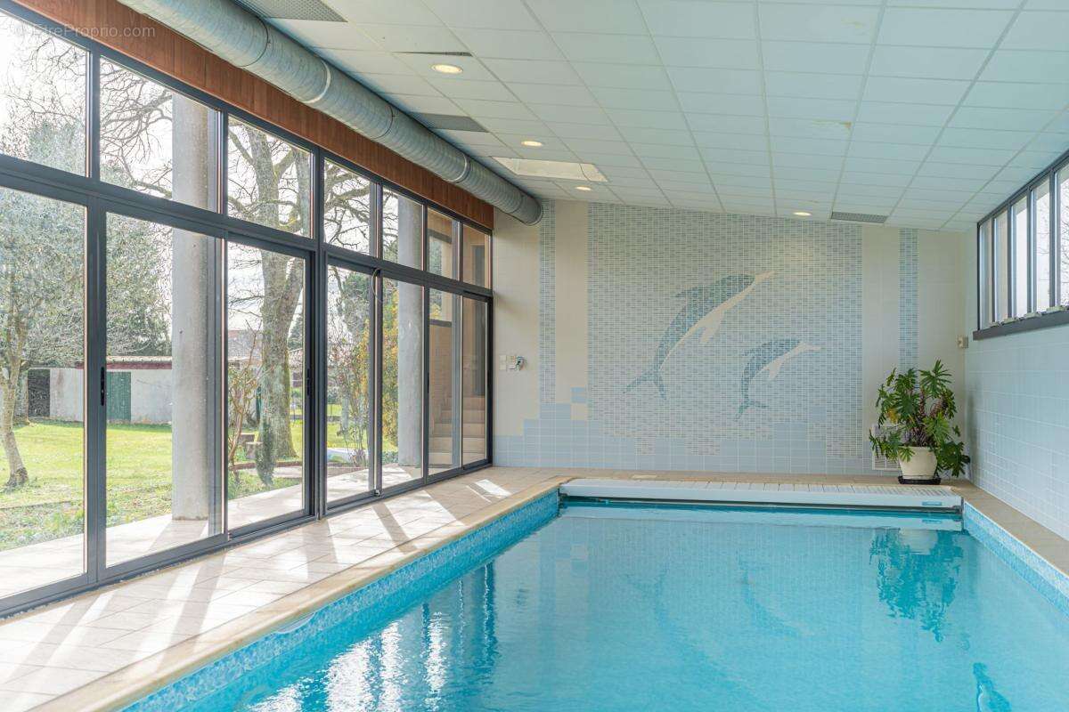 Maison à SAINT-JUNIEN