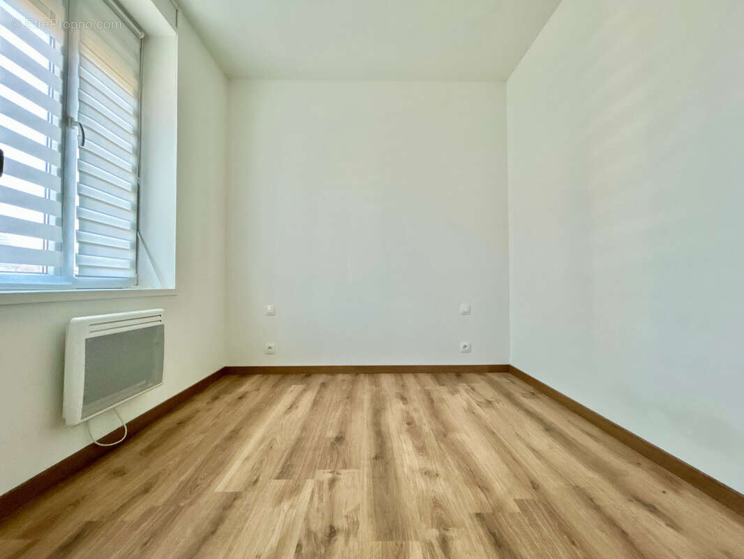 Appartement à CAMPHIN-EN-CAREMBAULT