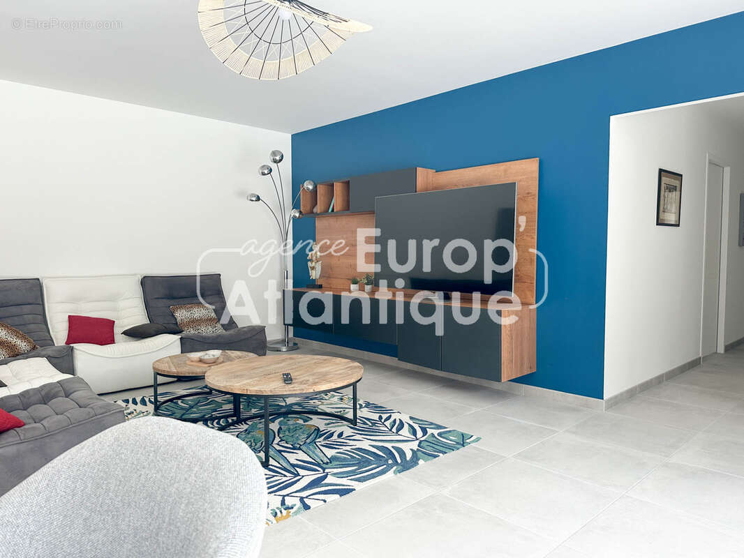 Maison à LES MATHES