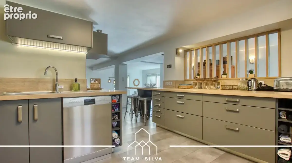 Maison 195 m² à Mions  - photo 12
