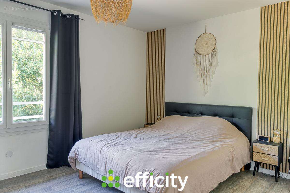 Appartement à ROUSSILLON