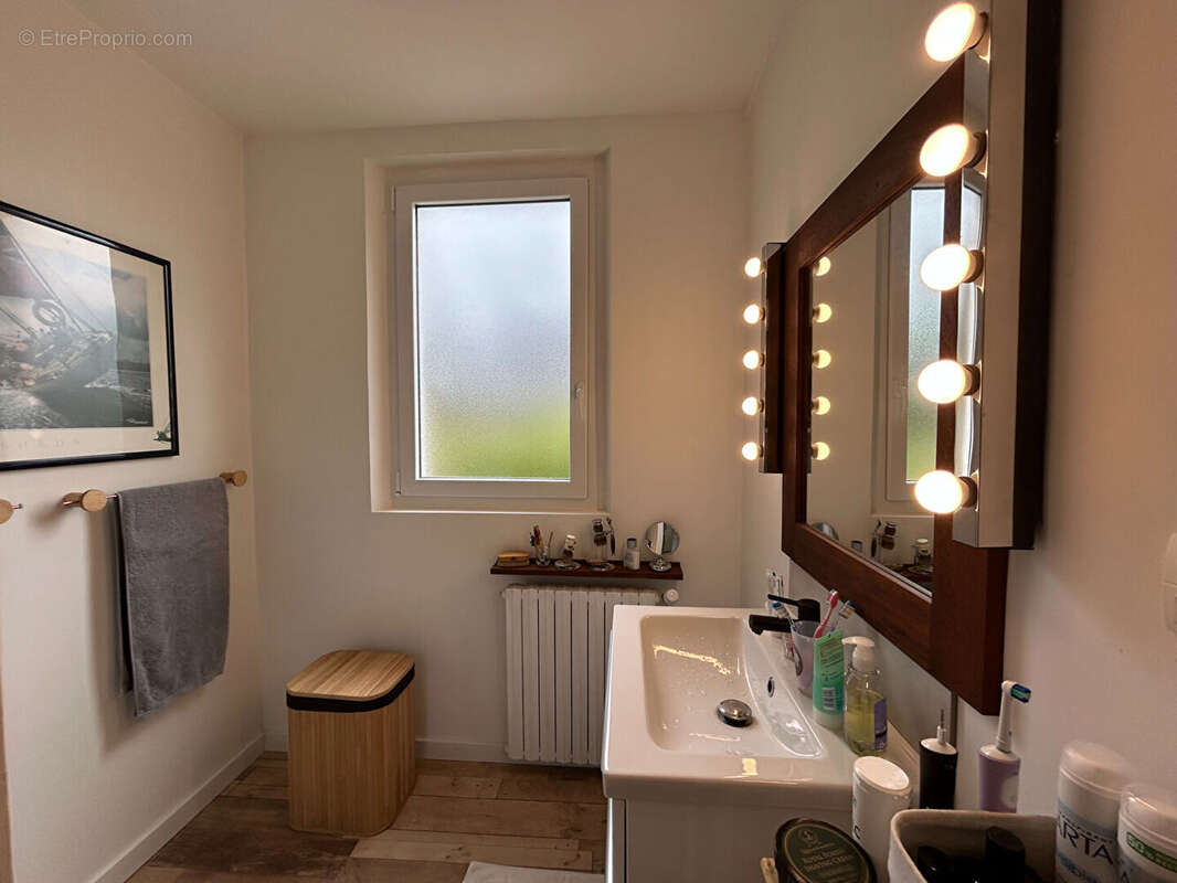 Maison rénovée + longère à rénover - Leuhan- 2500 m² de terrain - photo 6