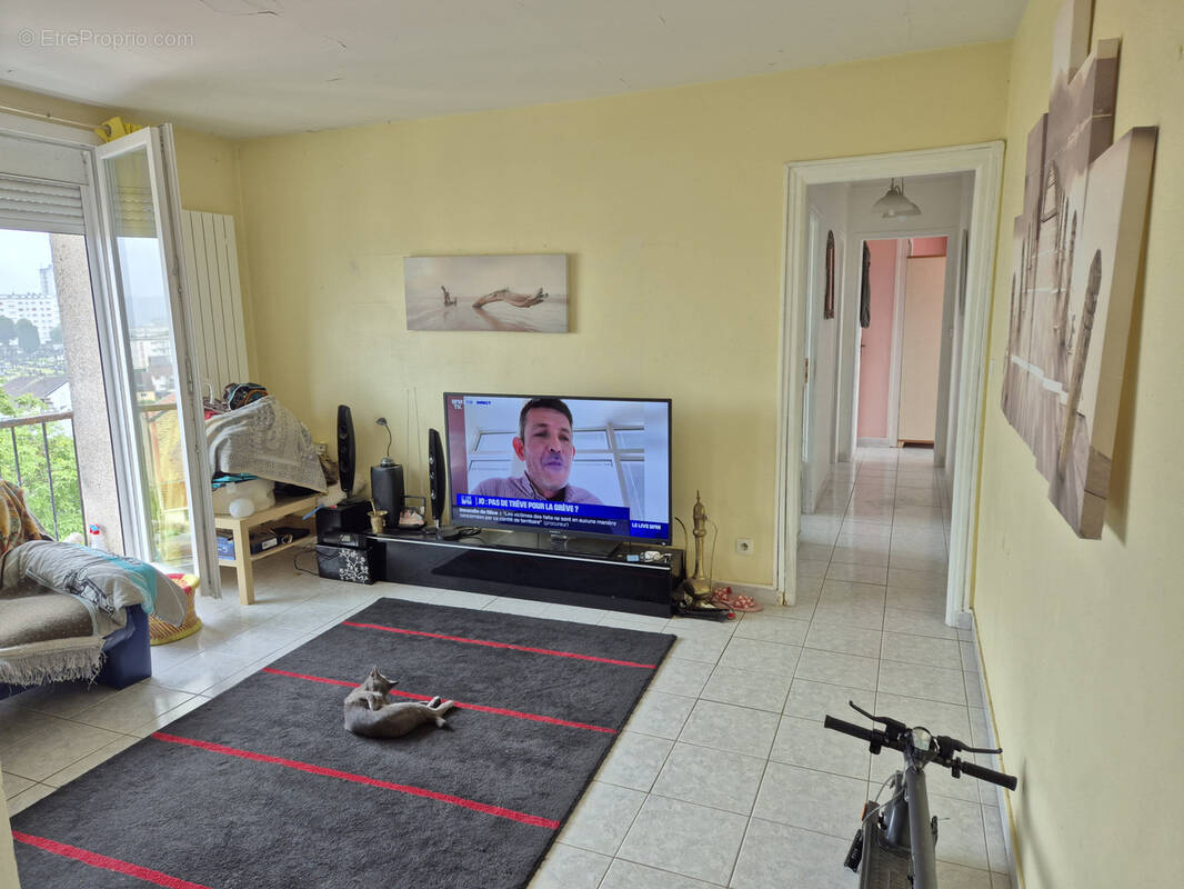 Appartement à CHARLEVILLE-MEZIERES