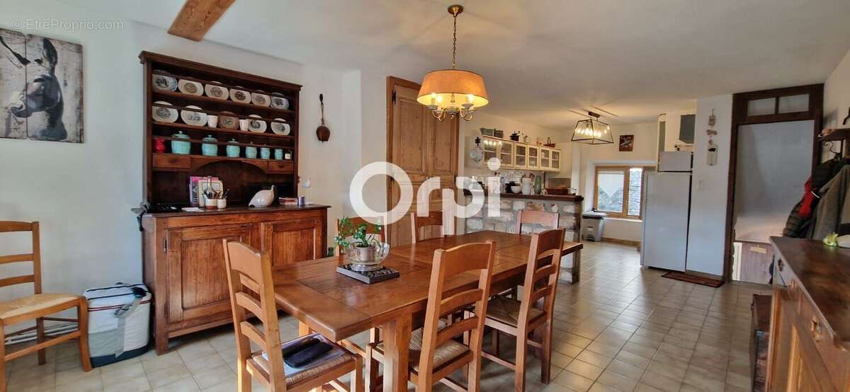 Maison à VALLON-PONT-D'ARC