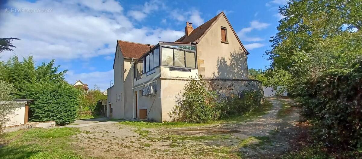 Maison à BOURBON-L'ARCHAMBAULT