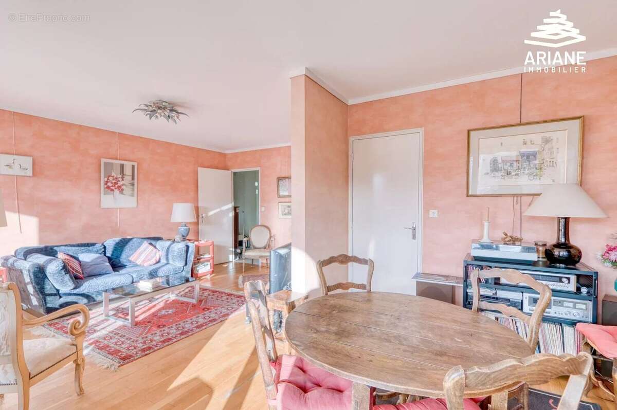 Appartement à LYON-9E