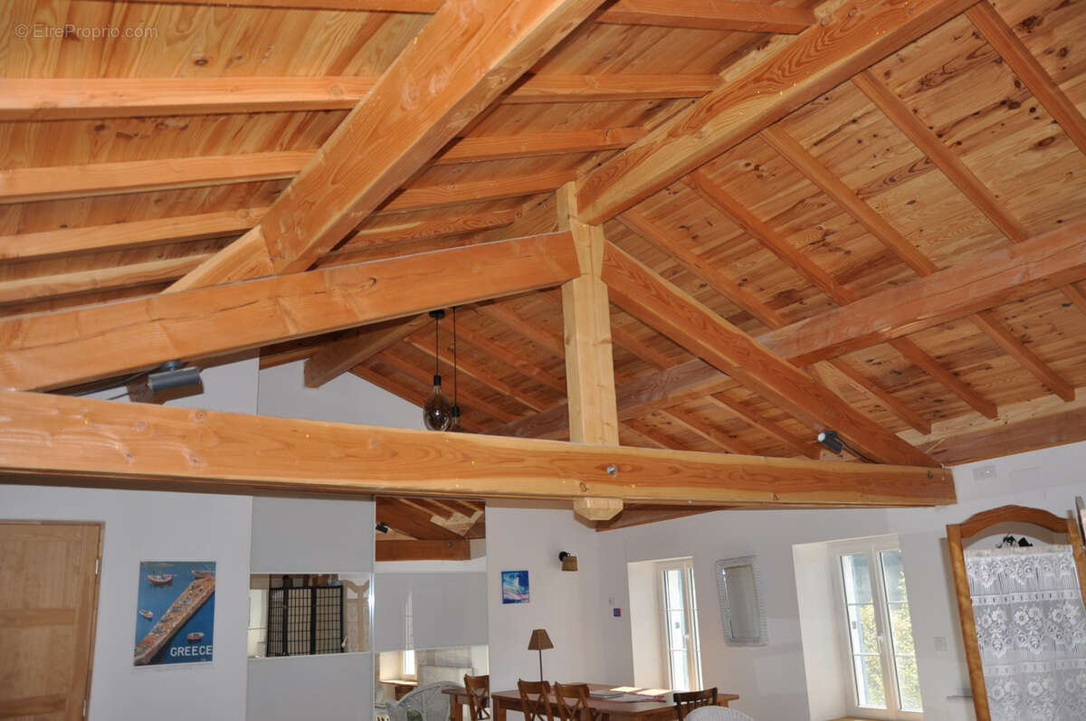 Maison à ARFEUILLES