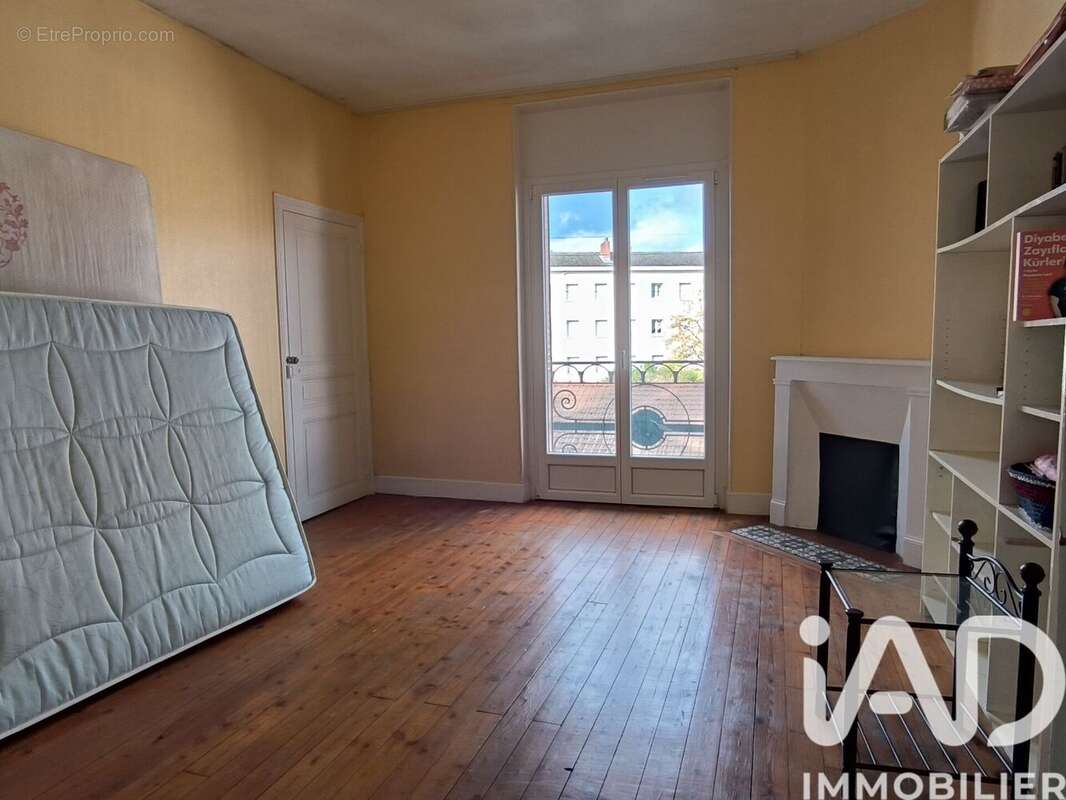 Photo 9 - Maison à MONTLUCON