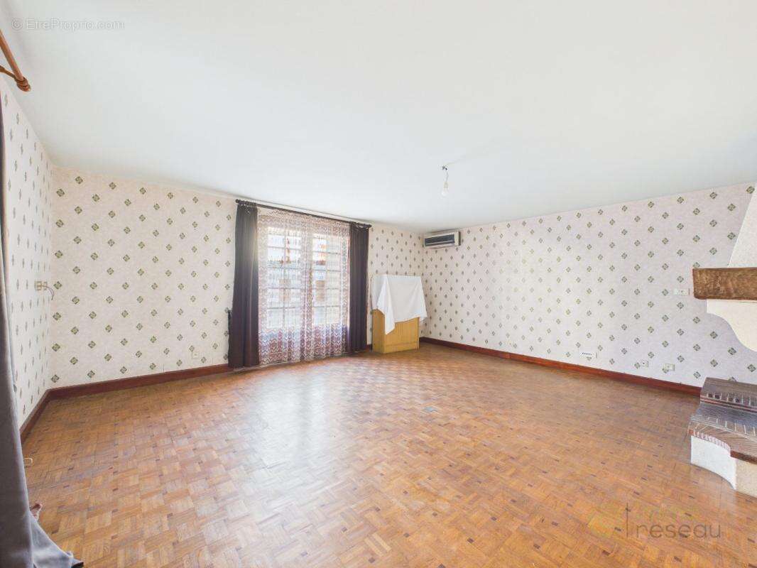 Maison 232 m² à Boisredon  - photo 5