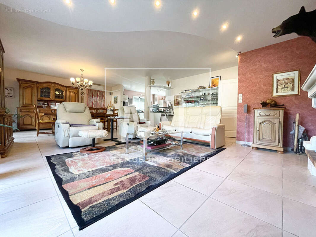 Maison à MURS-ERIGNE