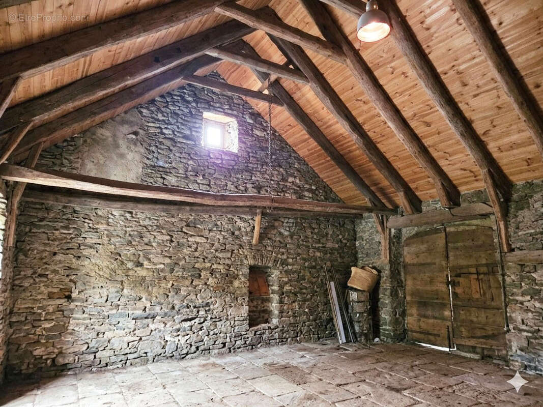 Maison à FAY-SUR-LIGNON