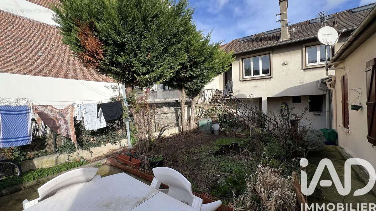 Photo 8 - Appartement à PANTIN