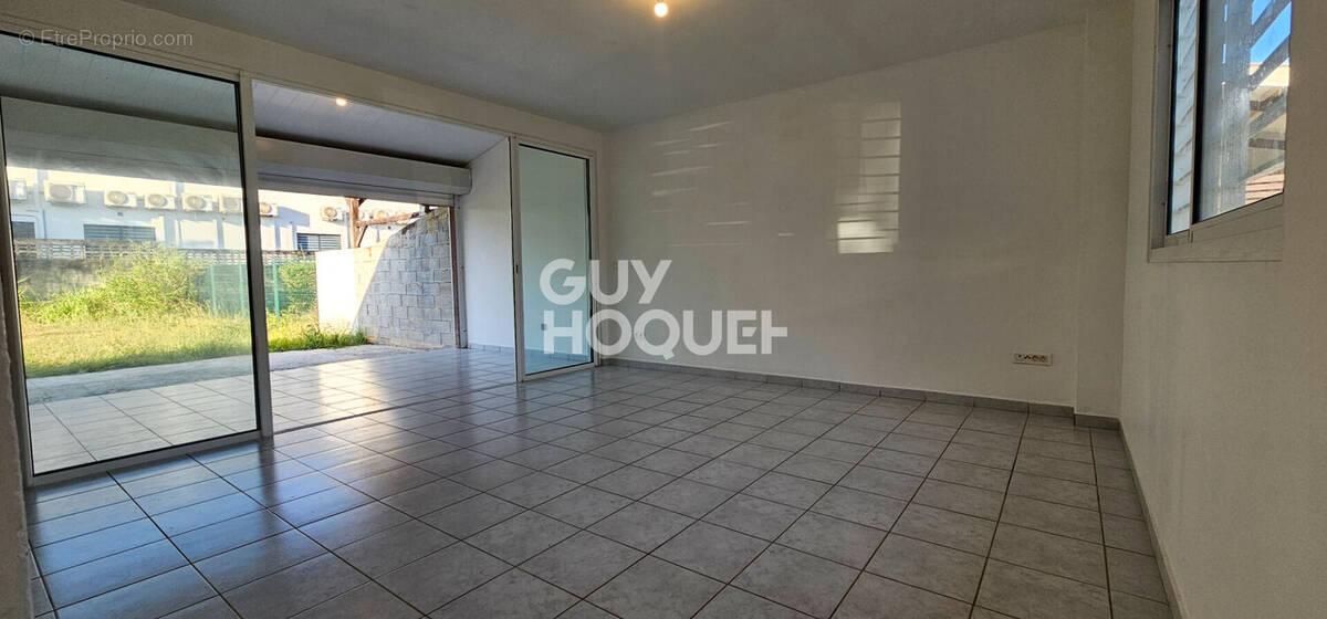 Maison à REMIRE-MONTJOLY