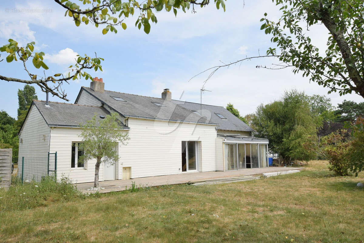 Maison 134 m² à Notre-Dame-Des-Landes  - photo 5