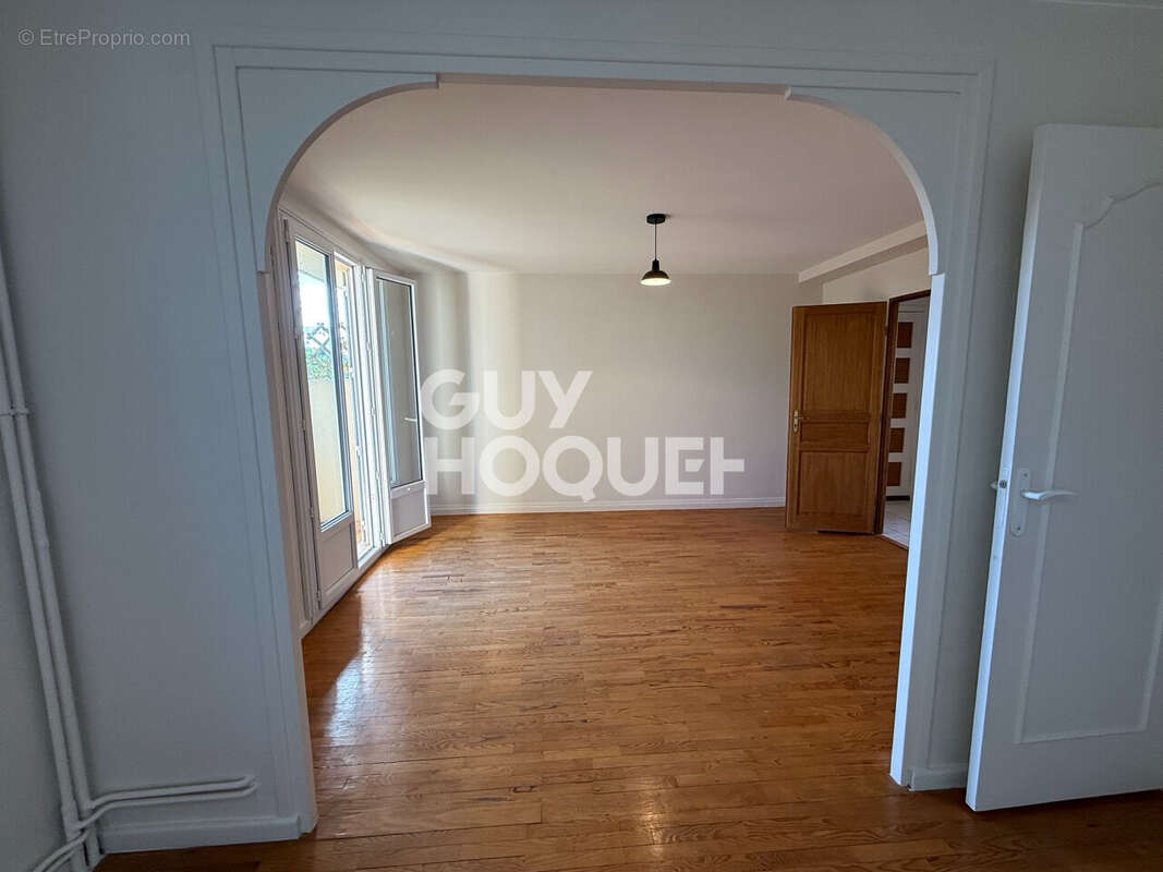 Appartement à FRANCHEVILLE
