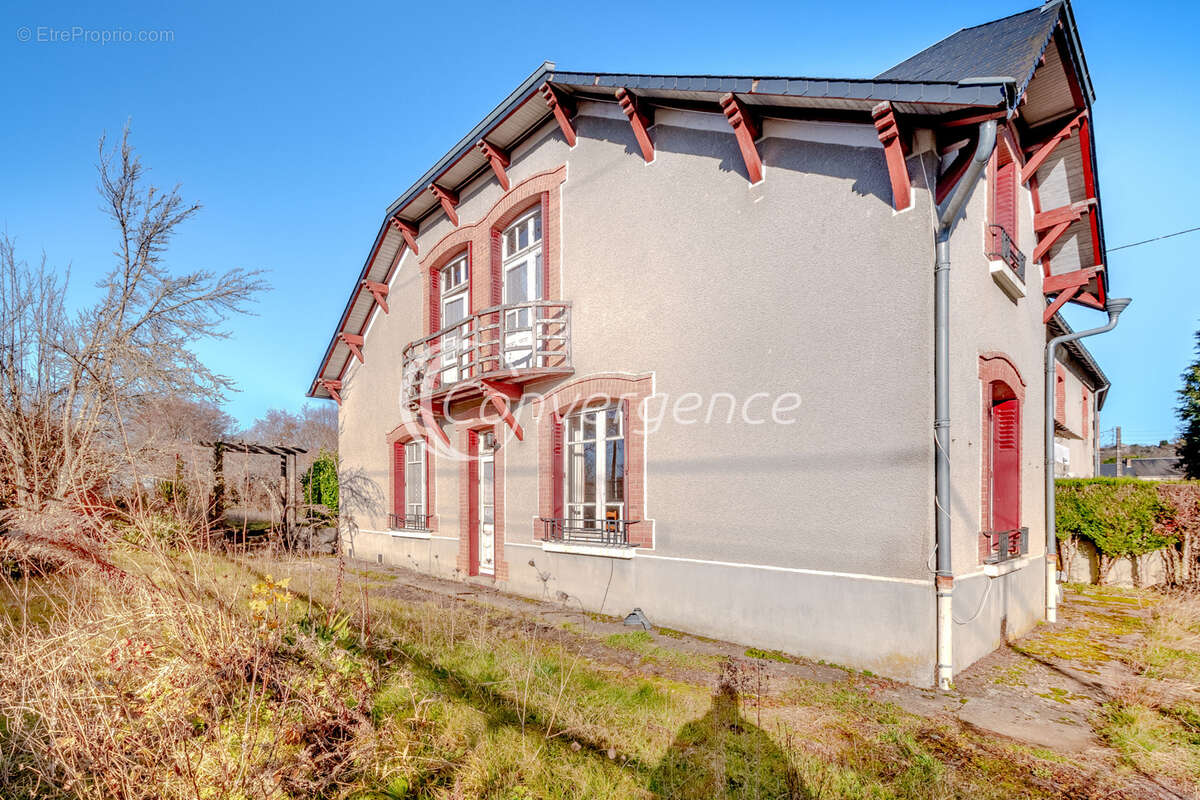 Maison à LA PORCHERIE