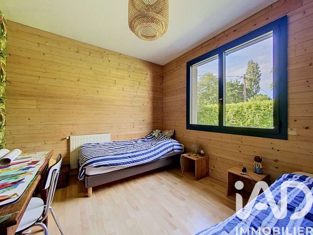 Maison 105 m² à Budos  - photo 8