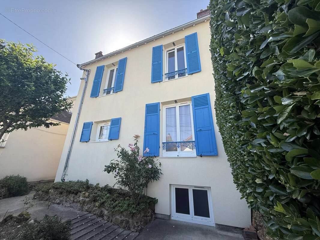 Maison à CHELLES