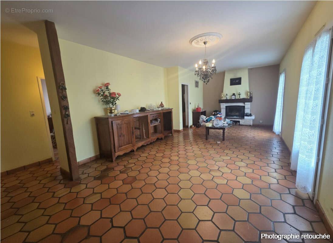 Maison à CHATEAUNEUF-SUR-CHARENTE