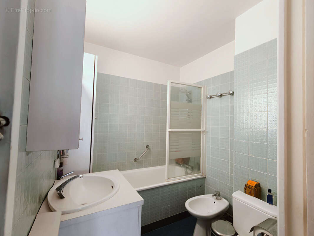 Appartement à PARIS-12E