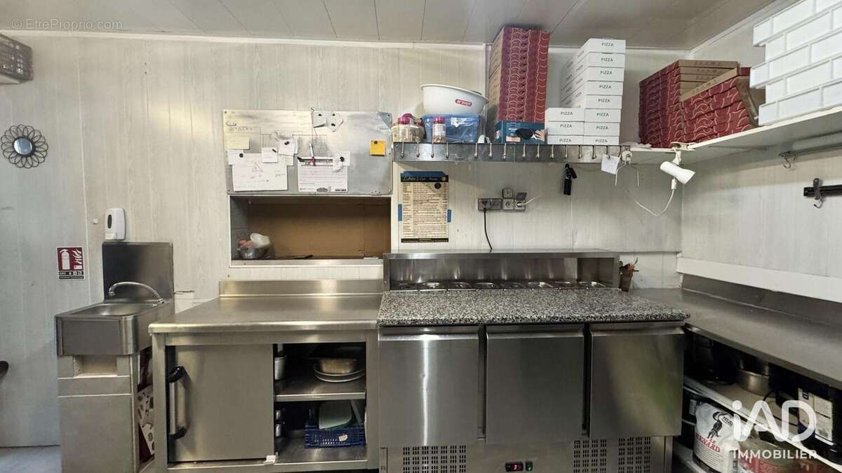 Photo 6 - Commerce à LA ROCHE-SUR-FORON