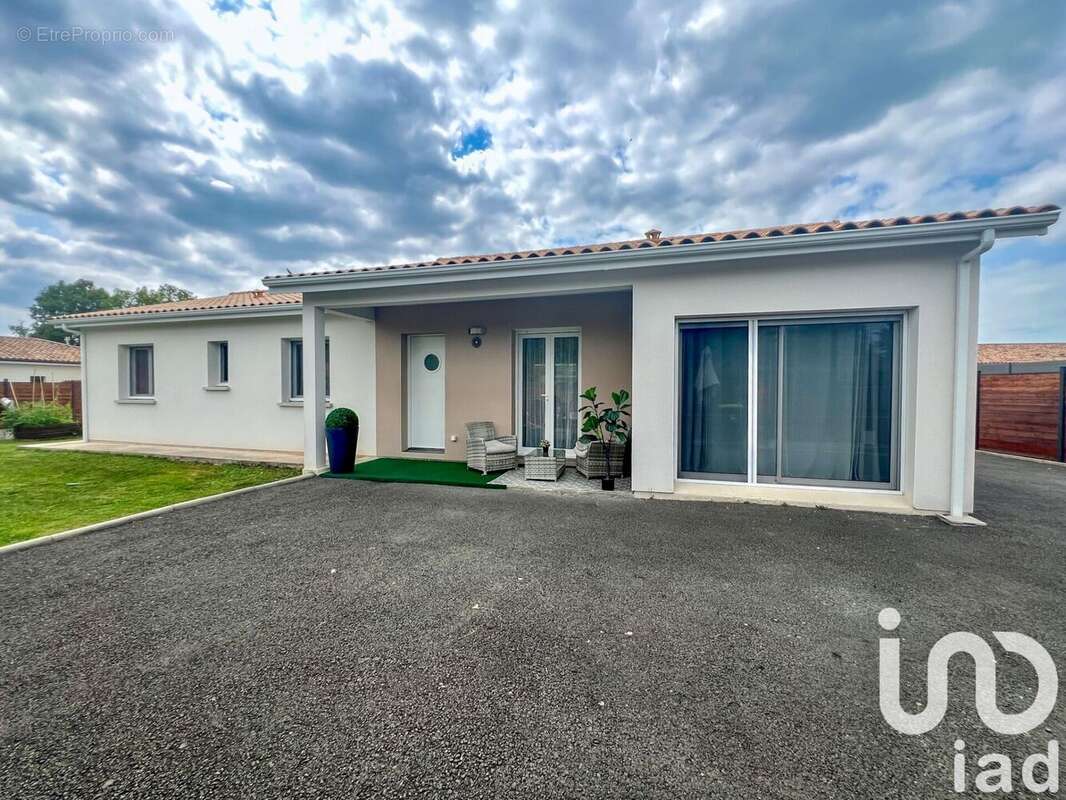 Photo 2 - Maison à SAINT-ANDRE-DE-CUBZAC